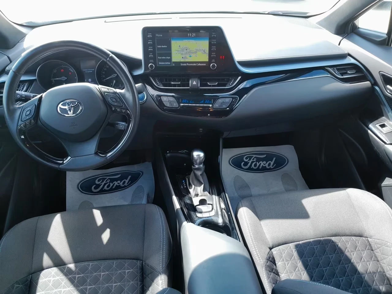Toyota C-HR LOUNGE/2.0/HYBRID/150HP/CAMBIO/AUTOM/NAVI/174D - изображение 9
