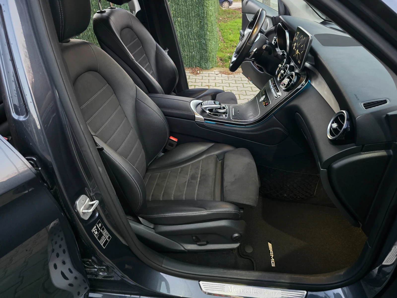 Mercedes-Benz GLC 250 AMG  - изображение 9