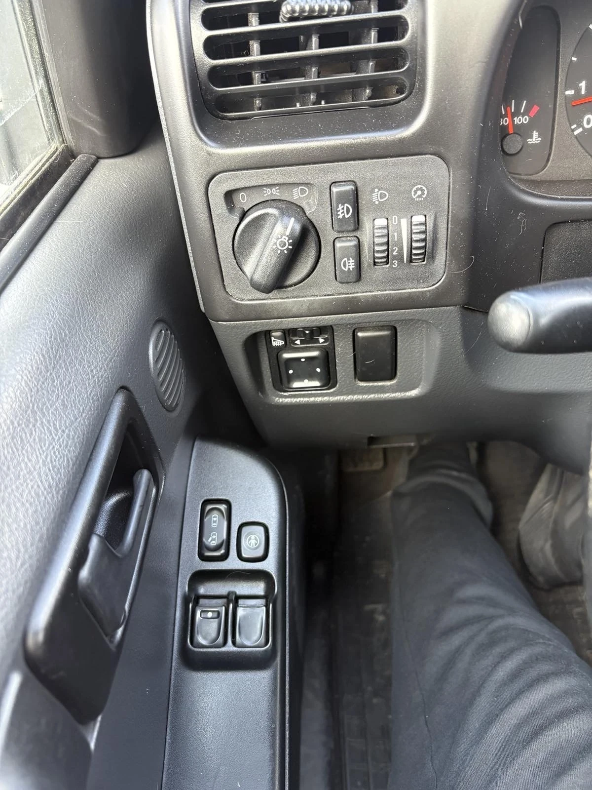 Opel Frontera, снимка 11 - Автомобили и джипове - 53753012