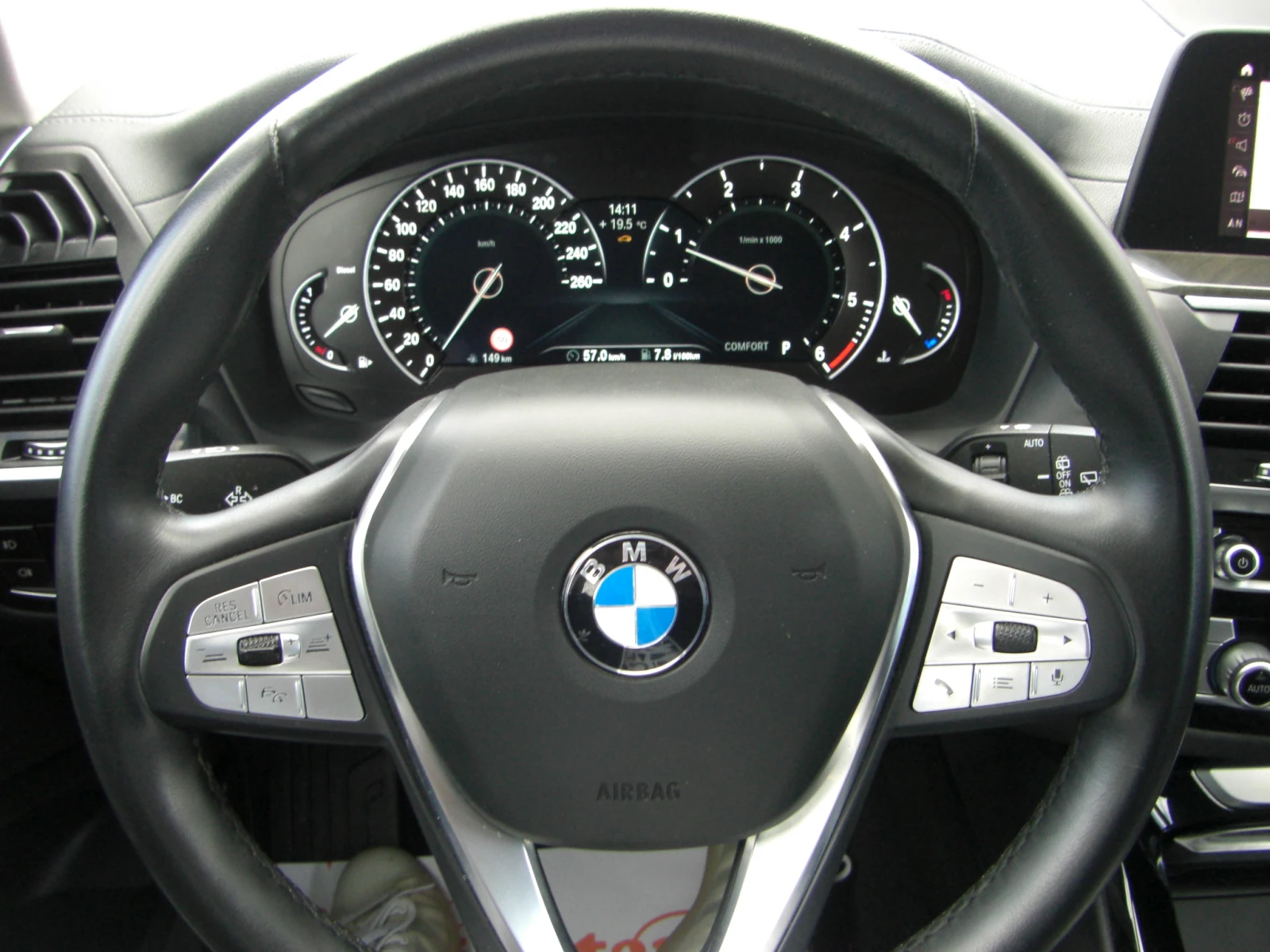 BMW X3 Luxory Xdrive FUL LED PANORAMA 19хил.км, снимка 11 - Автомобили и джипове - 54192772