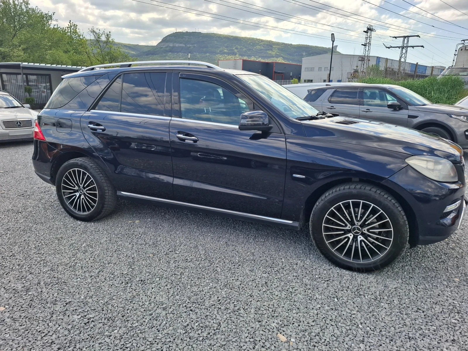 Mercedes-Benz ML 350, снимка 4 - Автомобили и джипове - 54338751
