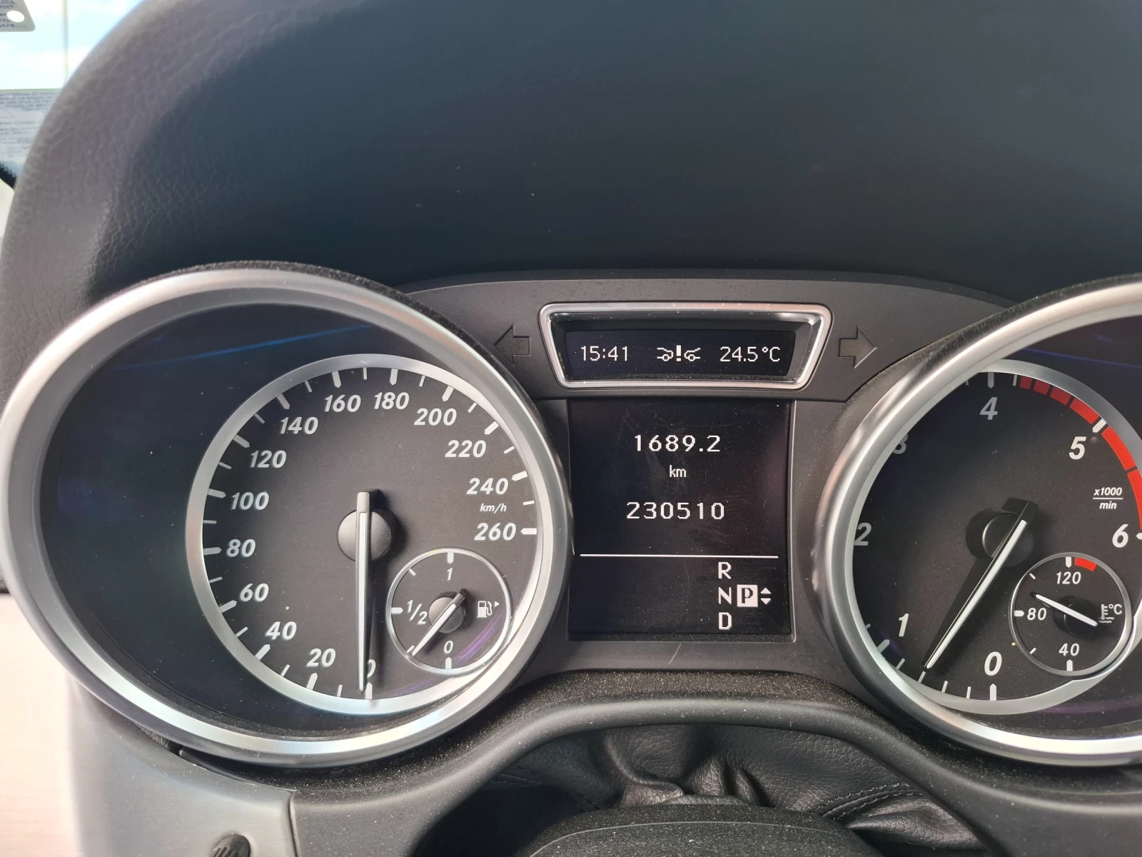 Mercedes-Benz ML 350, снимка 10 - Автомобили и джипове - 54338751