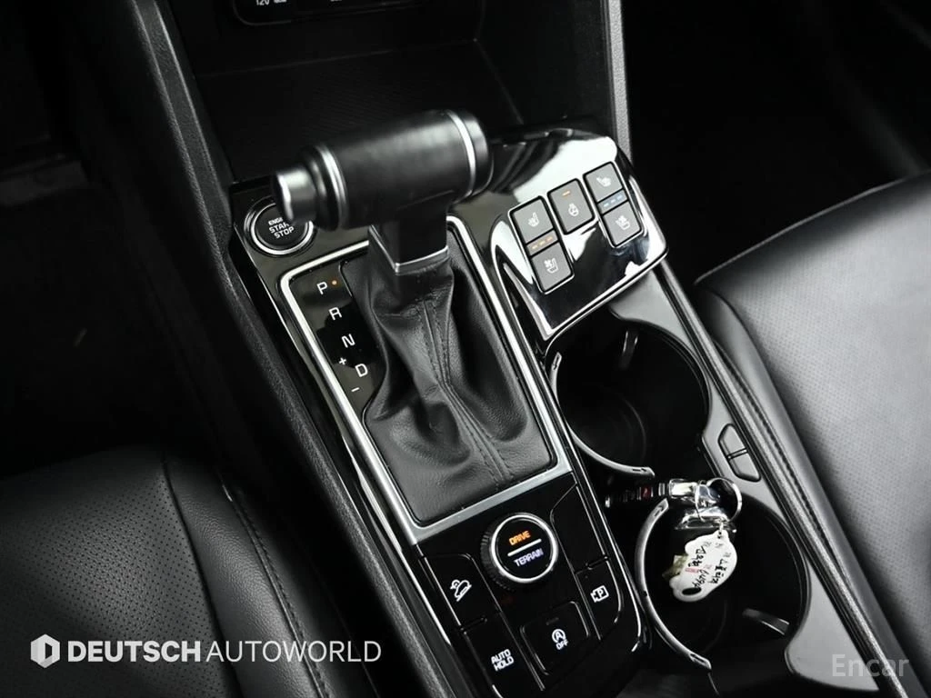 Kia Sportage 2.0D Prestige 4x4* HARMAN KARDON* ПОДГРЕВ* ОБДУХ* , снимка 13 - Автомобили и джипове - 55081286