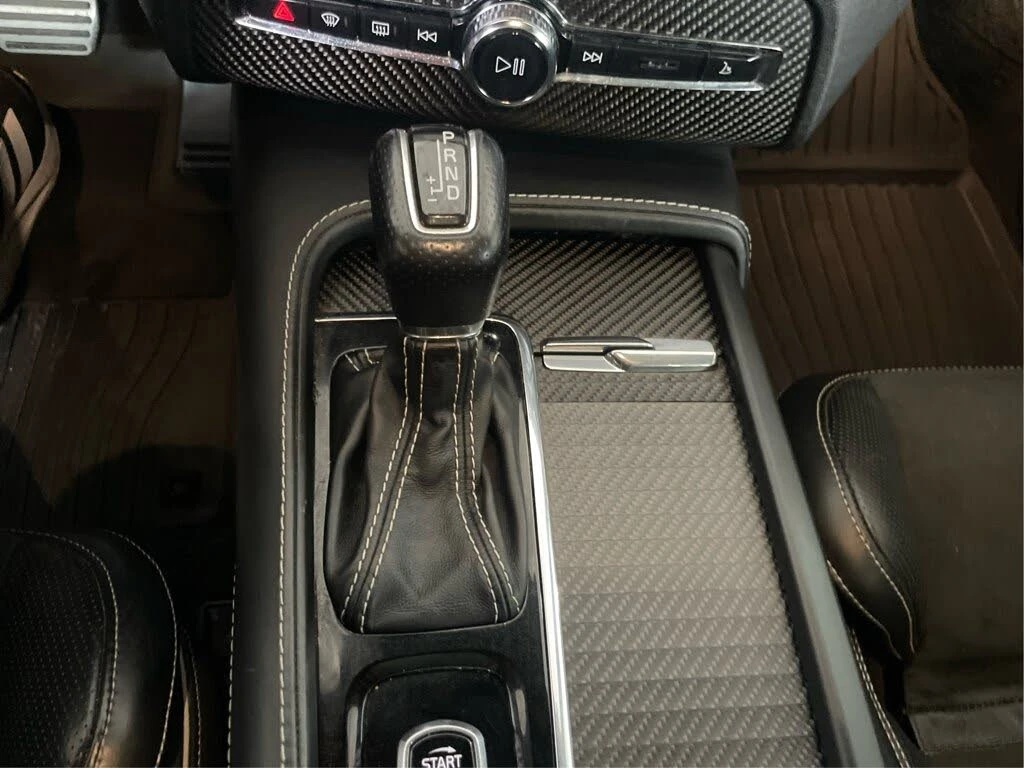 Volvo Xc90 T6 R-Design/HUD/PANO/BOWERS AND WILKINS/360, снимка 14 - Автомобили и джипове - 56214000