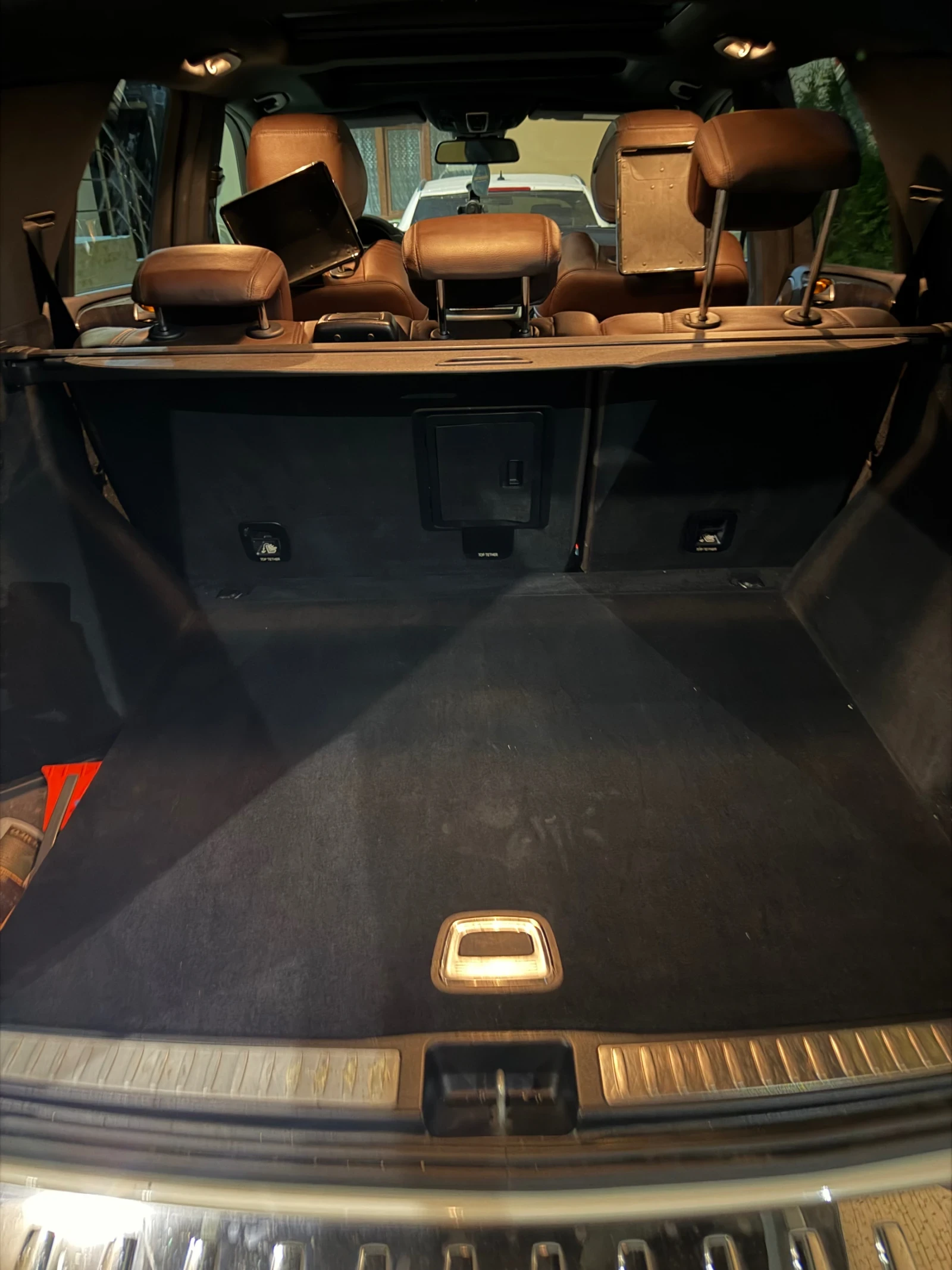 Mercedes-Benz ML 63 AMG, снимка 13 - Автомобили и джипове - 56708982