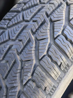 Гуми Зимни 205/55R16, снимка 5