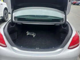 Mercedes-Benz C 300 АМГ Пакет/CARFAX/Панорама/Подгрев/360 Кам/2 Ключа, снимка 12