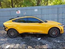 Ford Mustang Mach-E Gt, снимка 13