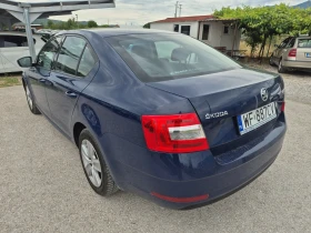 Skoda Octavia 1.6 tdi 90k климатик седан, снимка 7