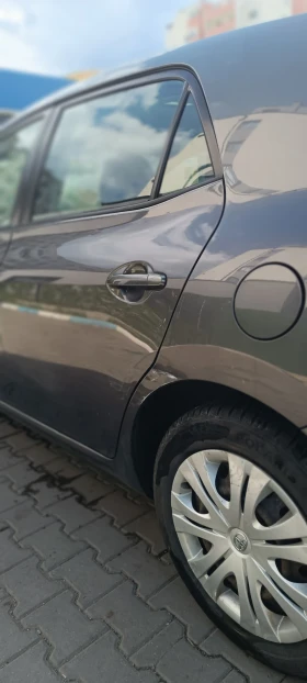 Обява за продажба на Toyota Auris ~8 500 лв. - изображение 4