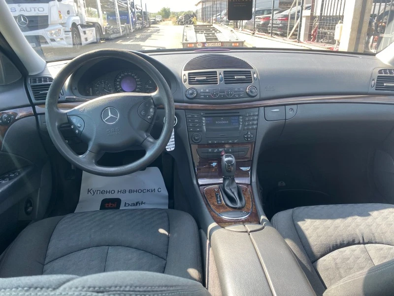 Mercedes-Benz E 220 2.2D AUTOMATIC, снимка 13 - Автомобили и джипове - 42399873