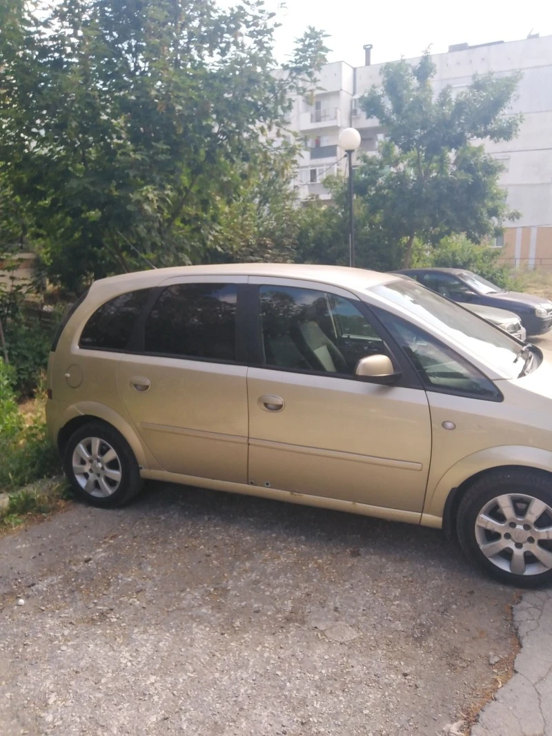 Opel Meriva 1,7CTDI, снимка 3 - Автомобили и джипове - 47000145