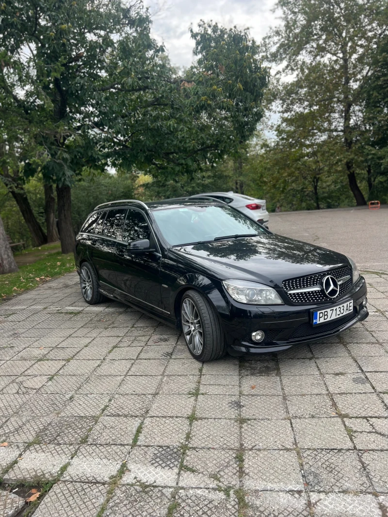 Mercedes-Benz C 220 2.2 CDI AMG, снимка 2 - Автомобили и джипове - 47446331