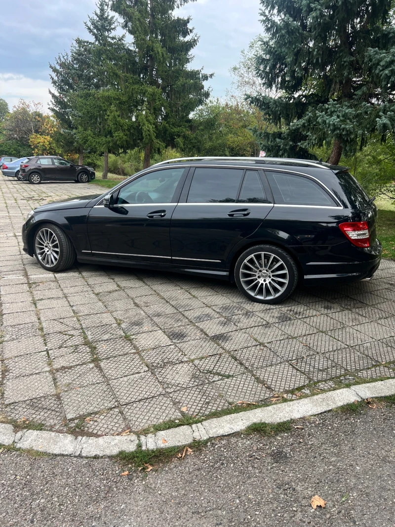 Mercedes-Benz C 220 2.2 CDI AMG, снимка 4 - Автомобили и джипове - 47446331