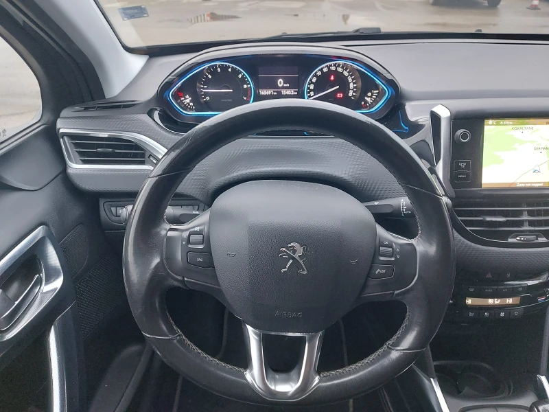 Peugeot 2008 1.6 i,  ALLURE, NAVI, Кожа, Швейцария, снимка 12 - Автомобили и джипове - 48297727