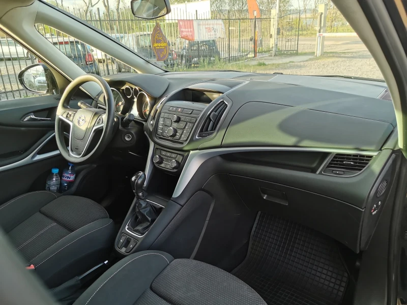 Opel Zafira Tourer, снимка 10 - Автомобили и джипове - 48345986