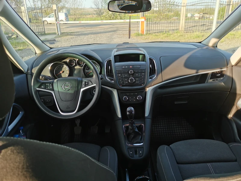 Opel Zafira Tourer, снимка 7 - Автомобили и джипове - 48345986