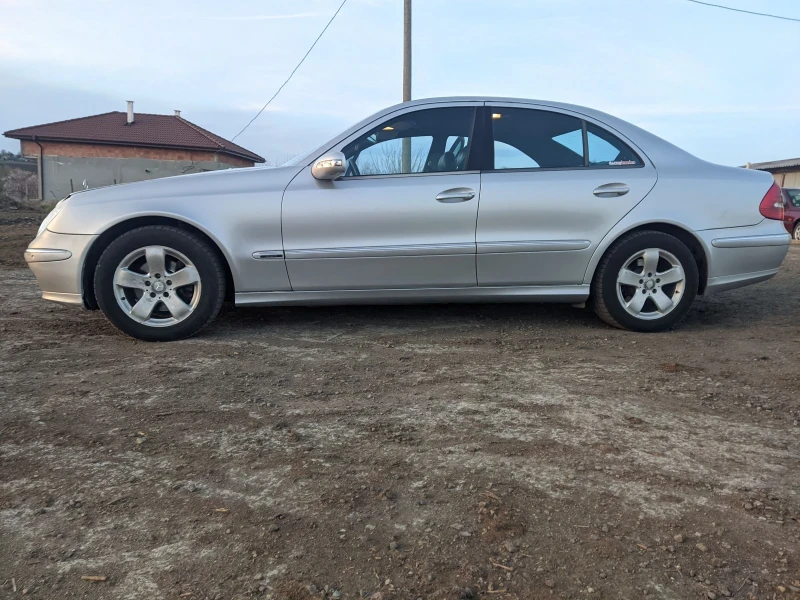 Mercedes-Benz E 270 авангард , снимка 7 - Автомобили и джипове - 49458794