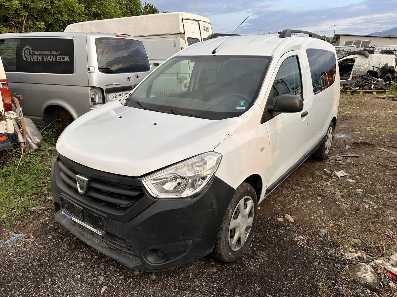 Dacia Dokker 1.6i,8V,83кс,2015г.Пътнически, снимка 1