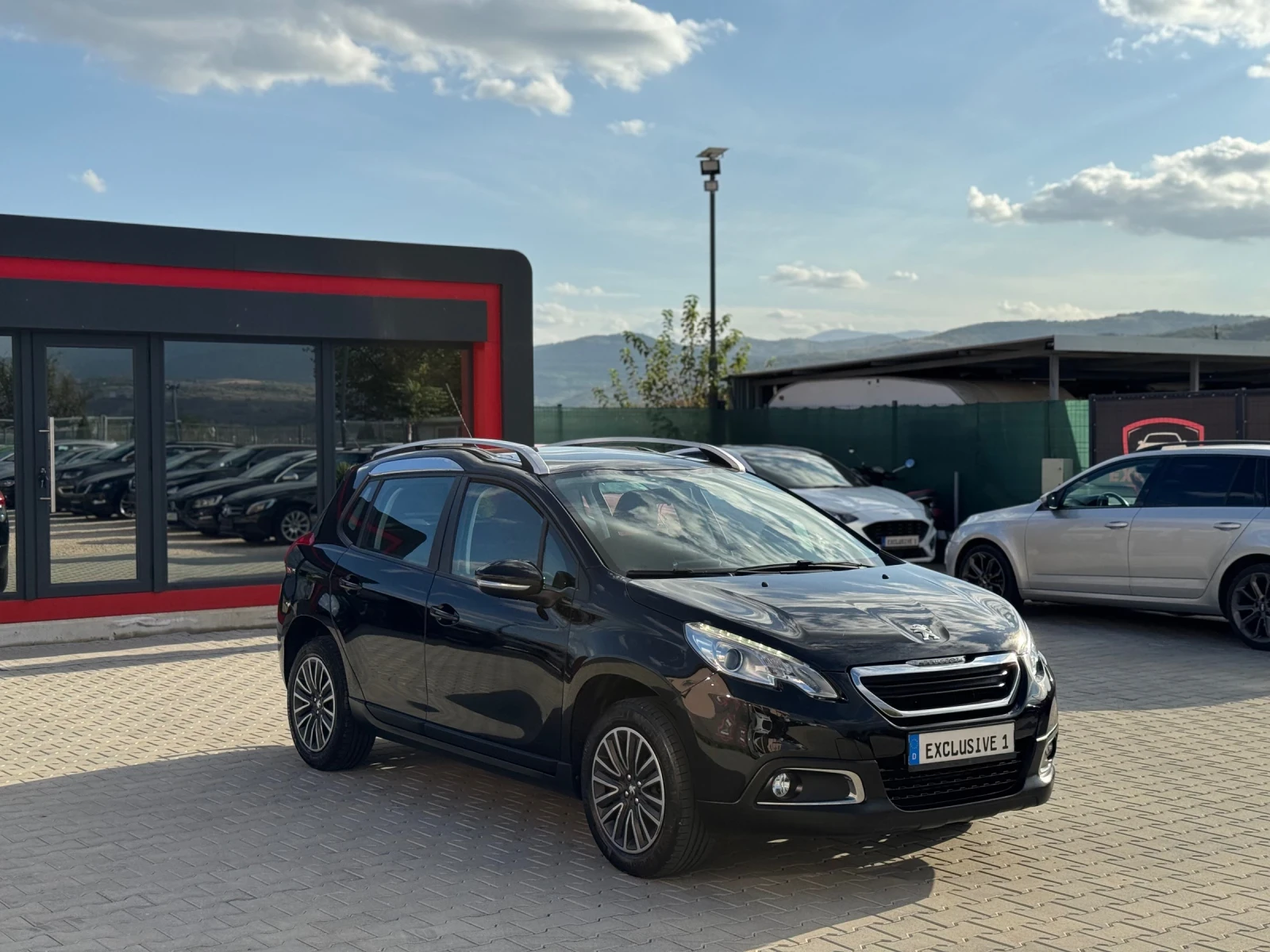 Peugeot 2008 1.2i AVTOMAT PANORAMA FULL - изображение 7