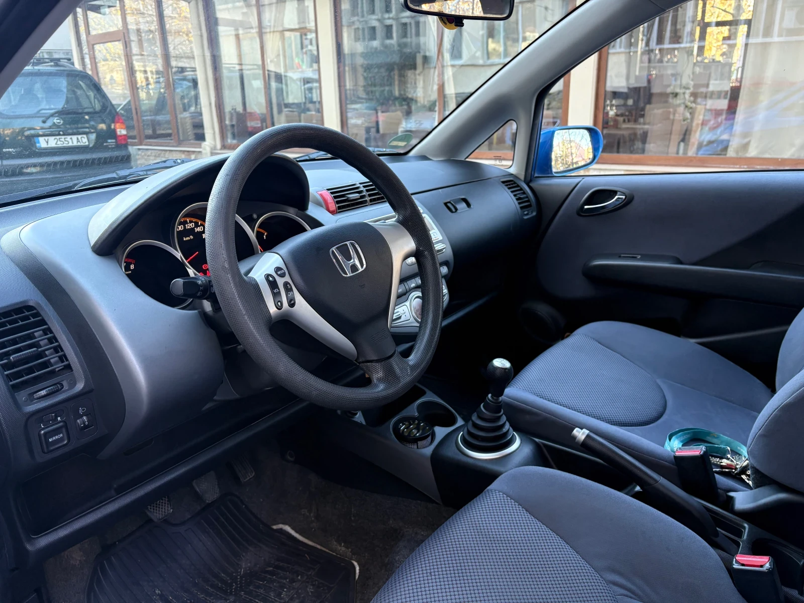 Honda Jazz 1.4 83 к.с фейслифт  - изображение 10