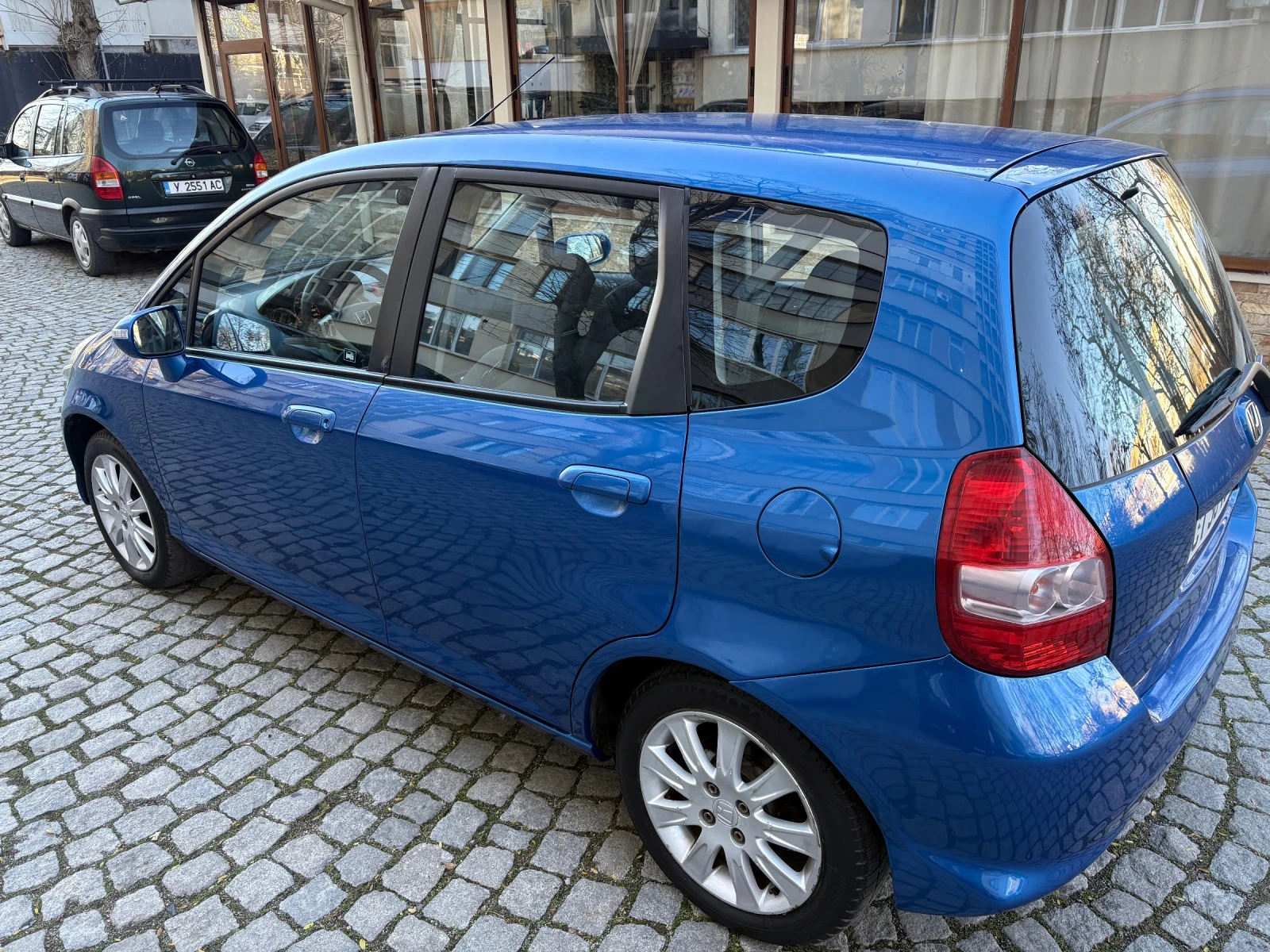 Honda Jazz 1.4 83 к.с фейслифт  - изображение 3