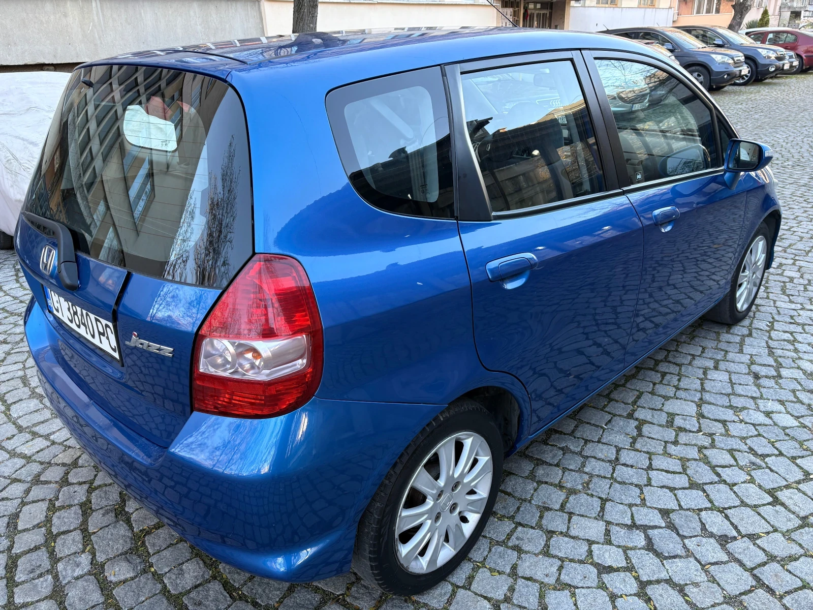 Honda Jazz 1.4 83 к.с фейслифт  - изображение 5