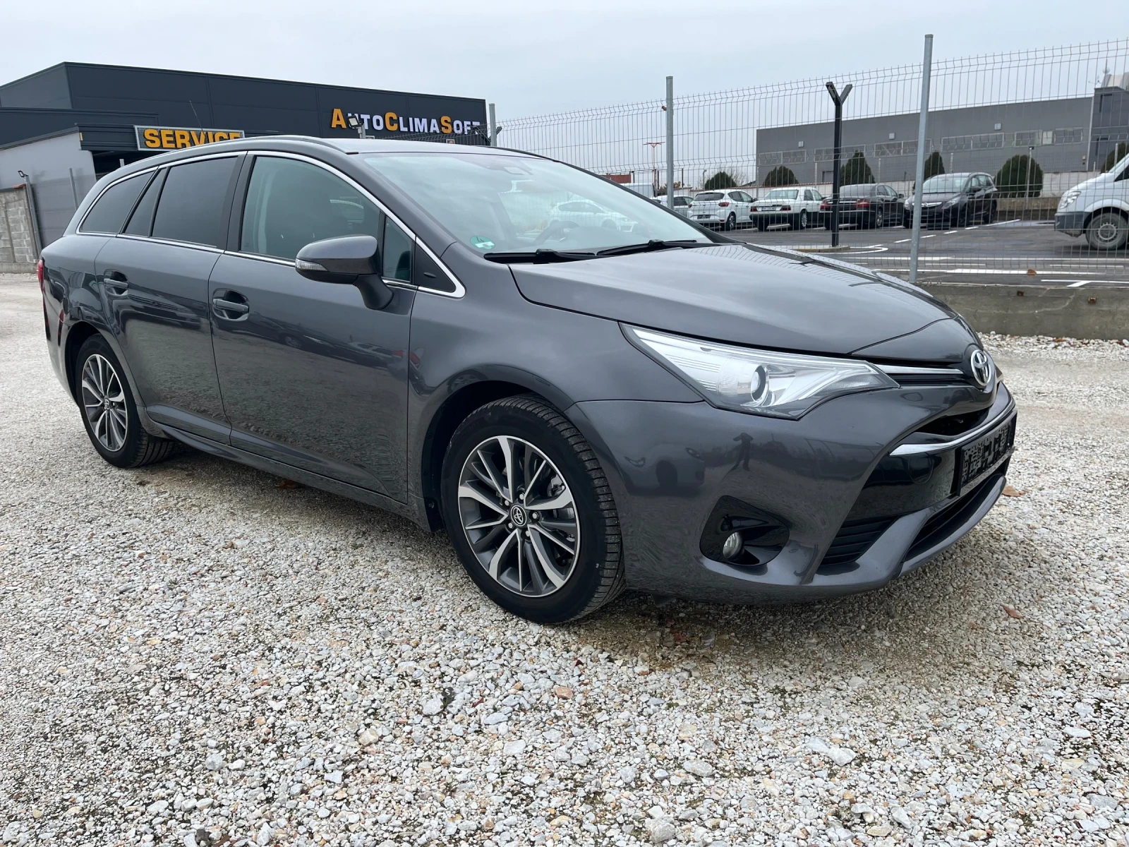 Toyota Avensis 2.0 D4D* FULL*  - изображение 2