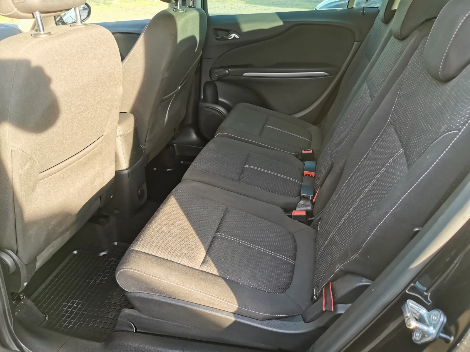 Opel Zafira Tourer | Mobile.bg — изображение 13