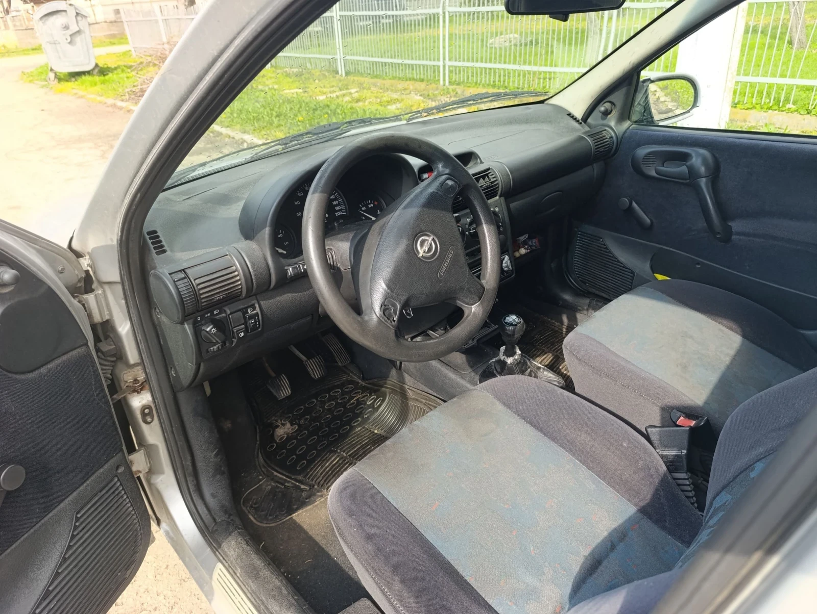 Opel Corsa 1.2 corsa B - изображение 5
