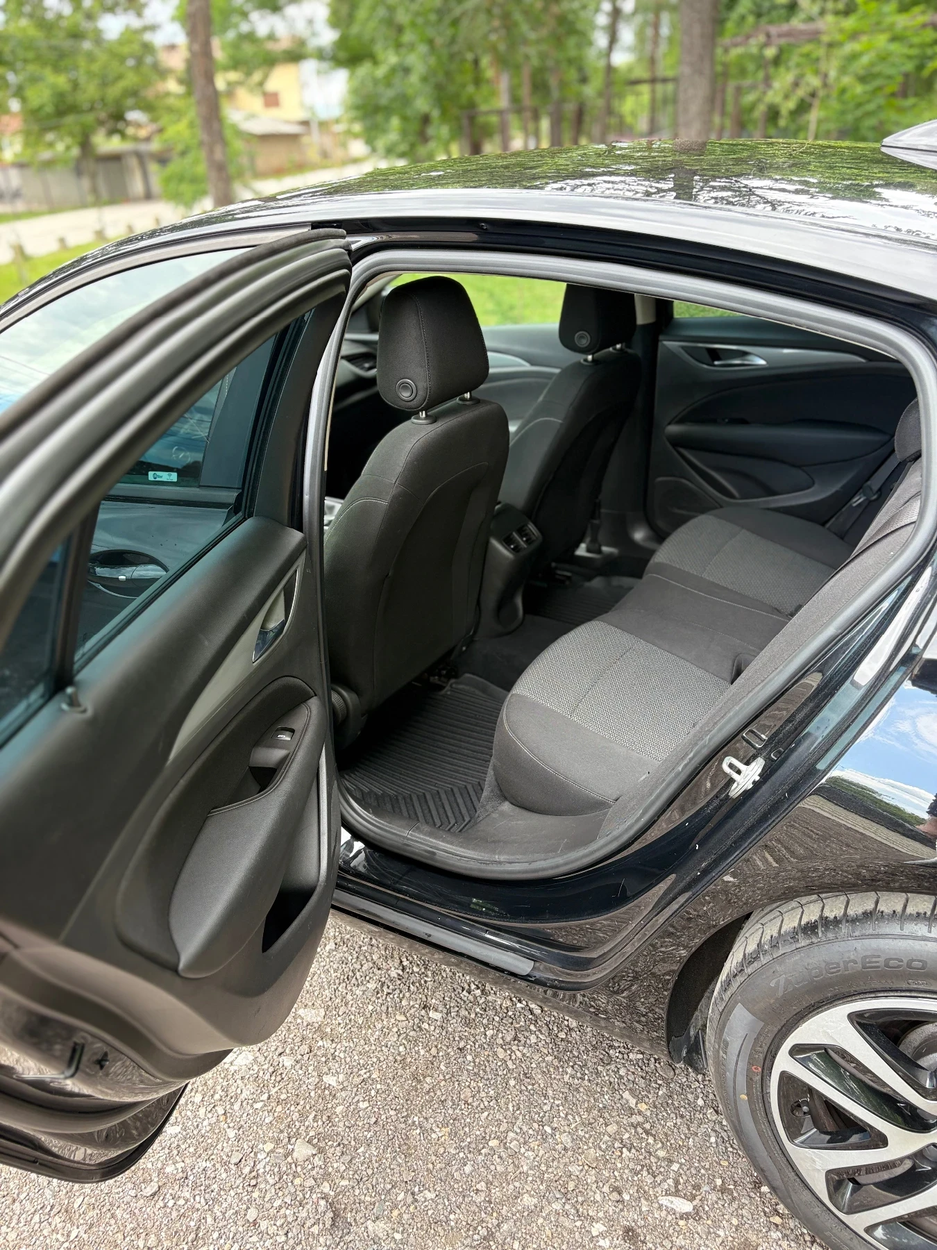 Opel Insignia Grand Coupe  - изображение 6