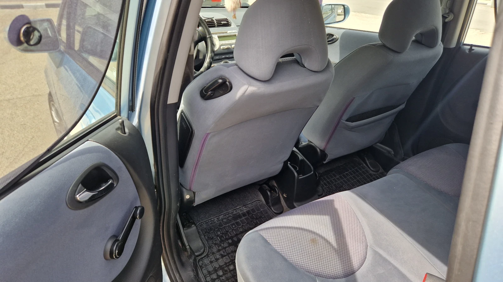 Honda Jazz  - изображение 8