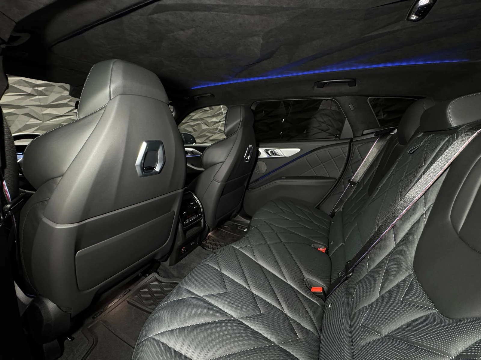 BMW XM V8 Massage* H&K* Carbon* Обдухване* 360*  - изображение 8