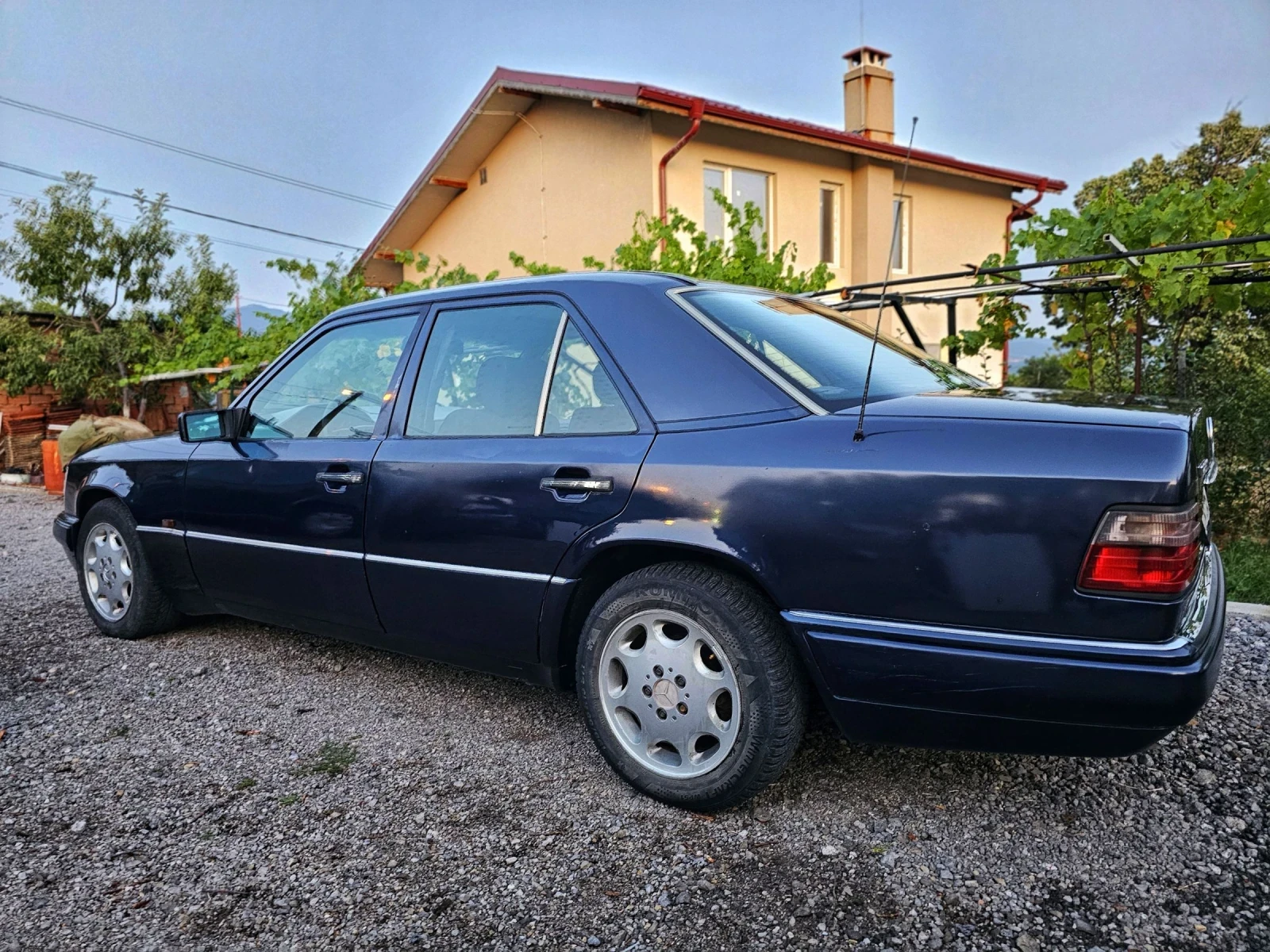 Mercedes-Benz E 250 E250 - изображение 5