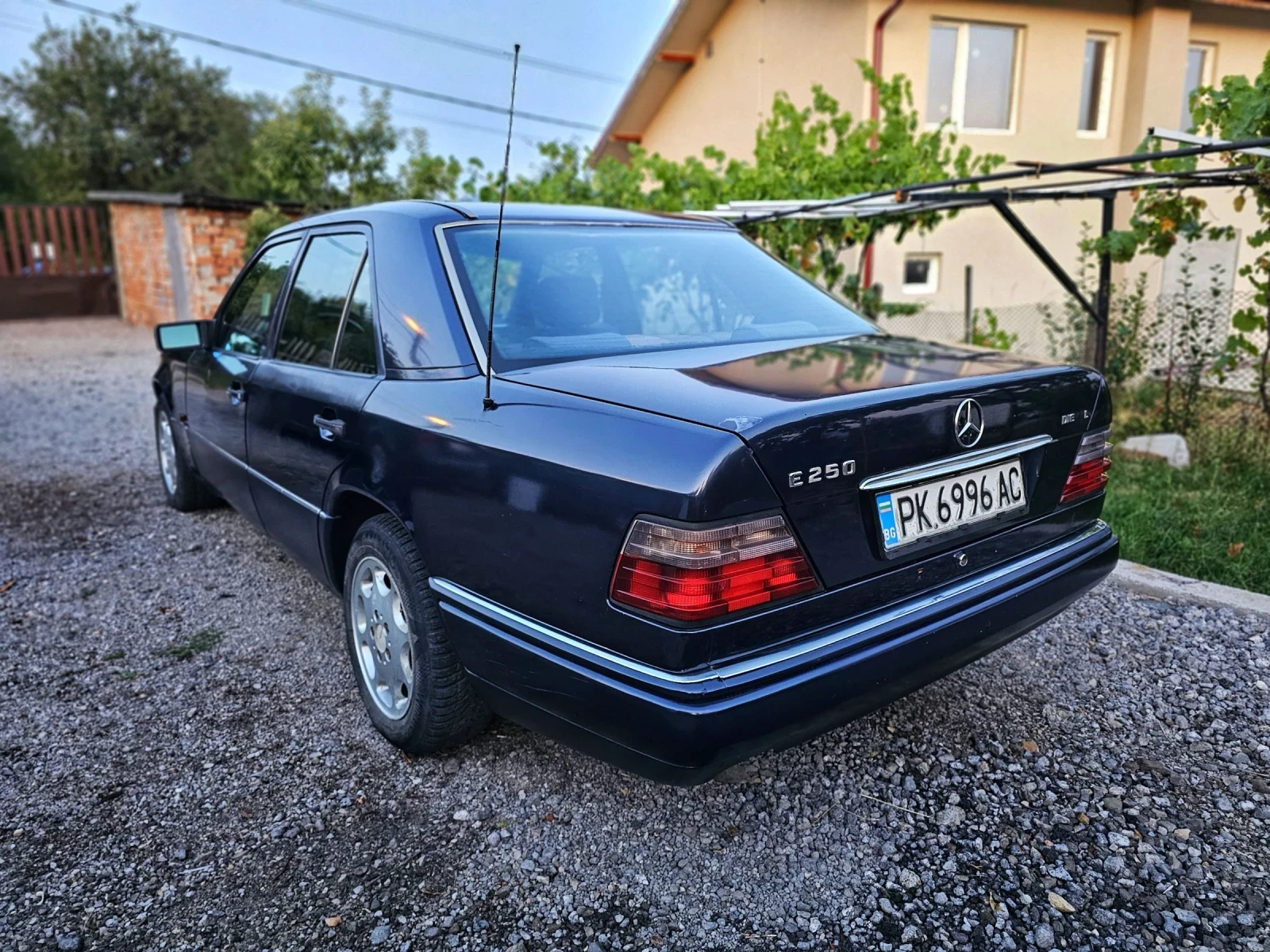 Mercedes-Benz E 250 E250 - изображение 4