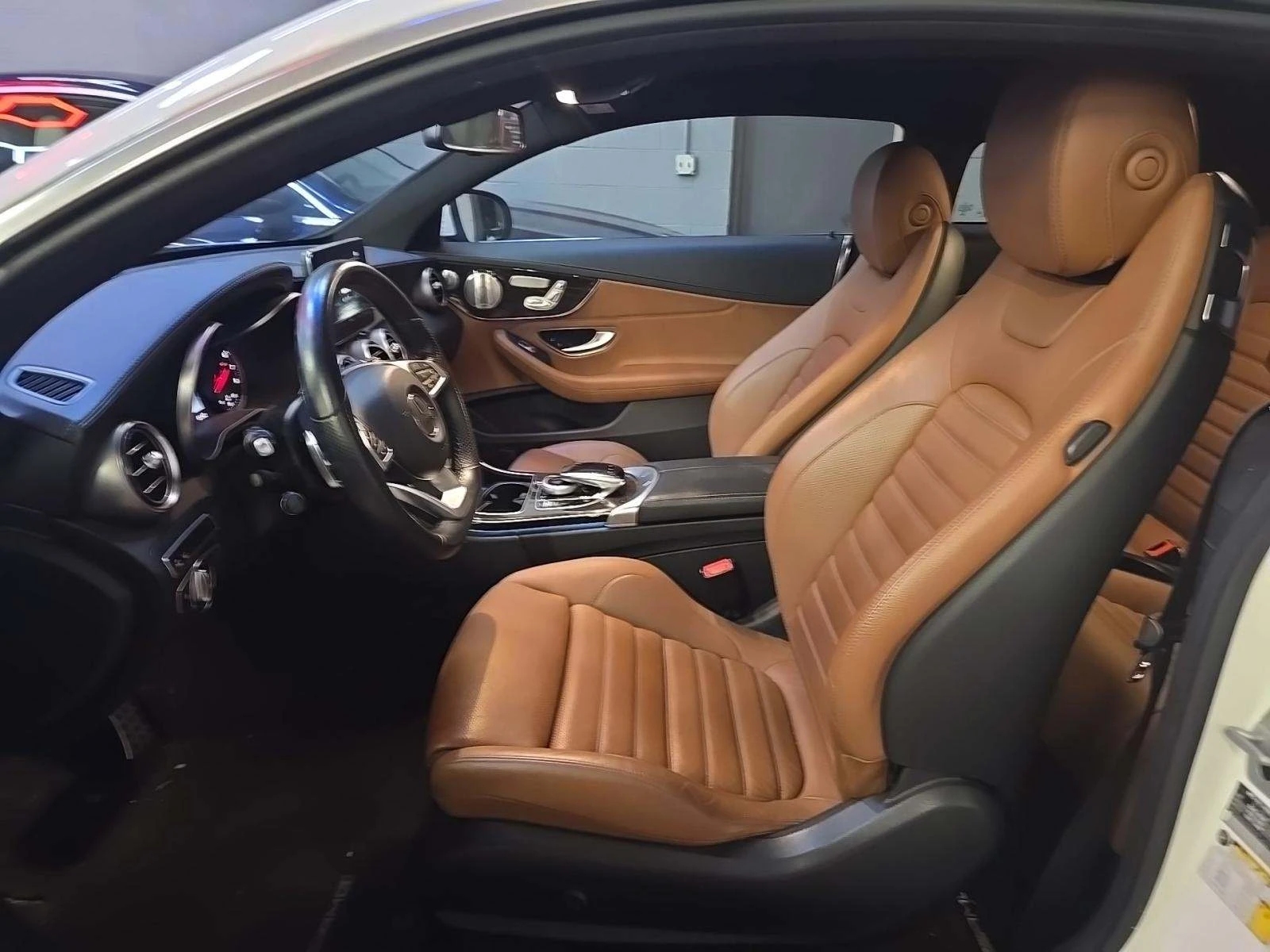 Mercedes-Benz C 300 КРАЙНА ЦЕНА - изображение 5