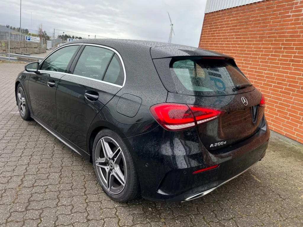 Mercedes-Benz A 200 2.0d 150ps AUT. AMG LINE FULL SERVICE DK, снимка 4 - Автомобили и джипове - 53826233