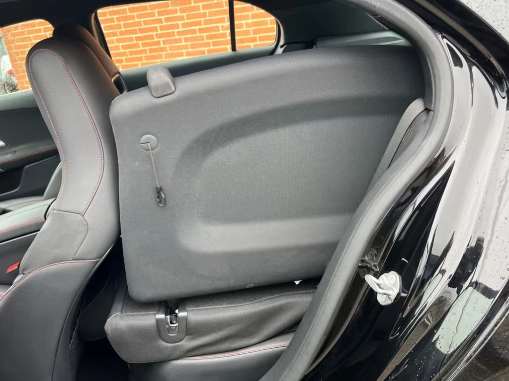 Mercedes-Benz A 200 2.0d 150ps AUT. AMG LINE FULL SERVICE DK, снимка 14 - Автомобили и джипове - 53826233