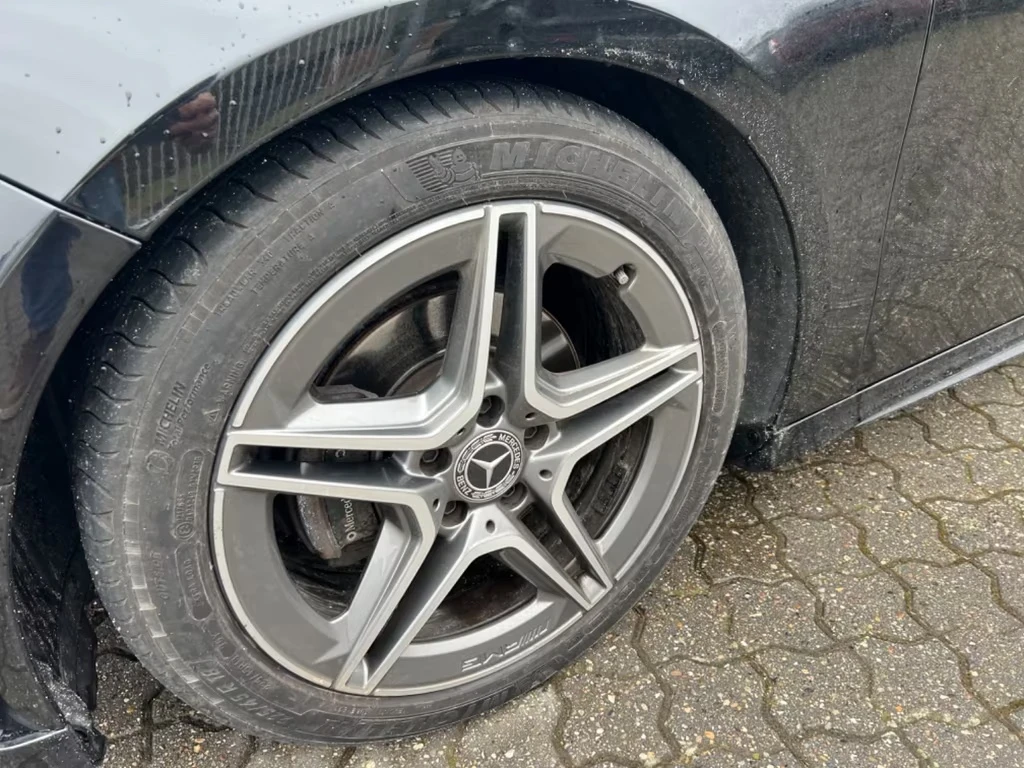 Mercedes-Benz A 200 2.0d 150ps AUT. AMG LINE FULL SERVICE DK, снимка 17 - Автомобили и джипове - 53826233