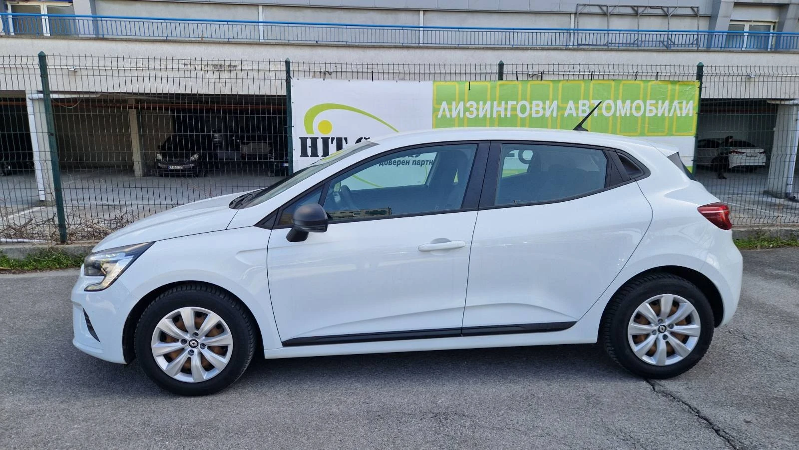 Renault Clio Life 1.0 i Първи собственик от България, снимка 4 - Автомобили и джипове - 54229833