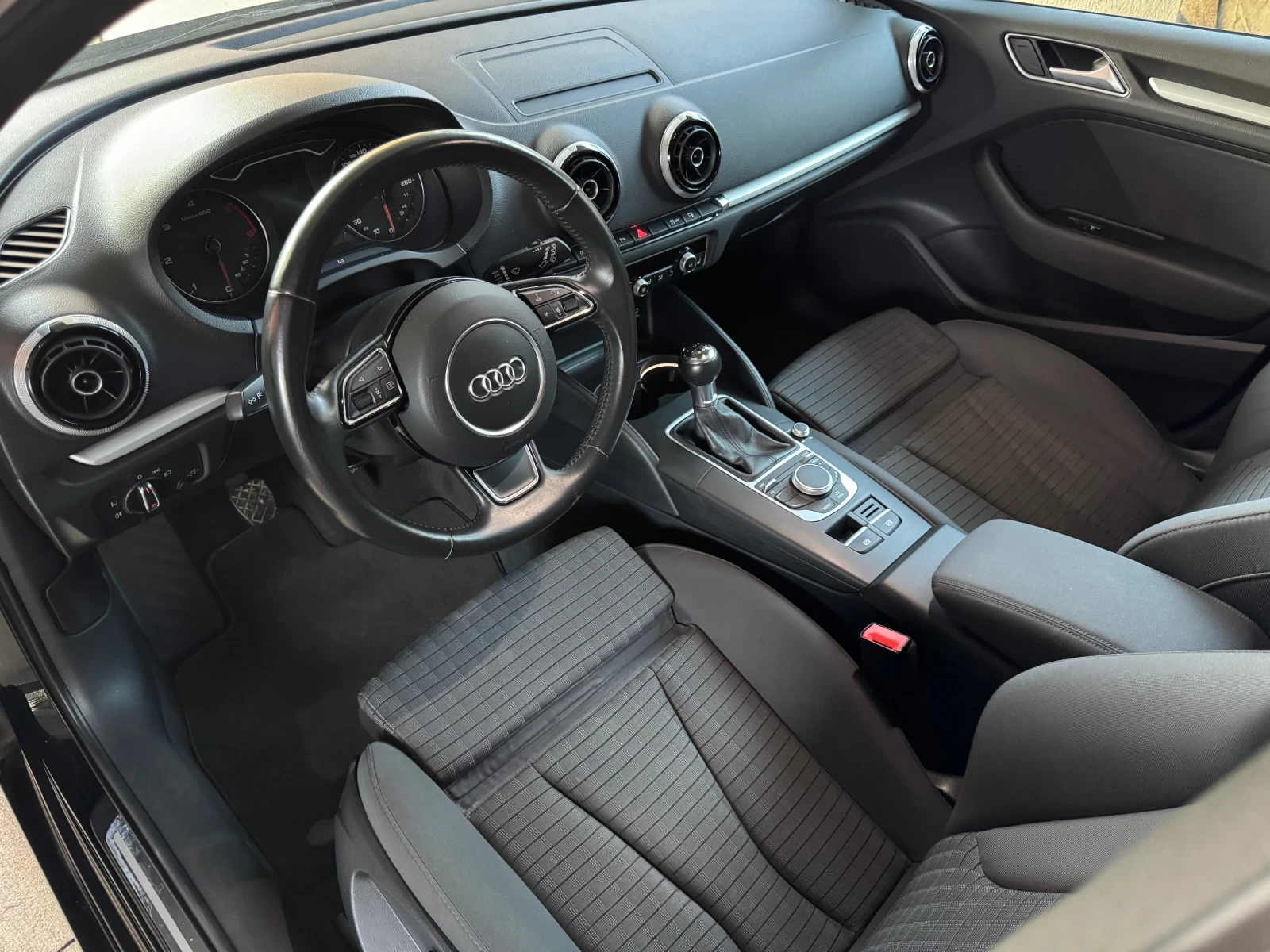 Audi A3 2.0 150кс., снимка 13 - Автомобили и джипове - 54348372