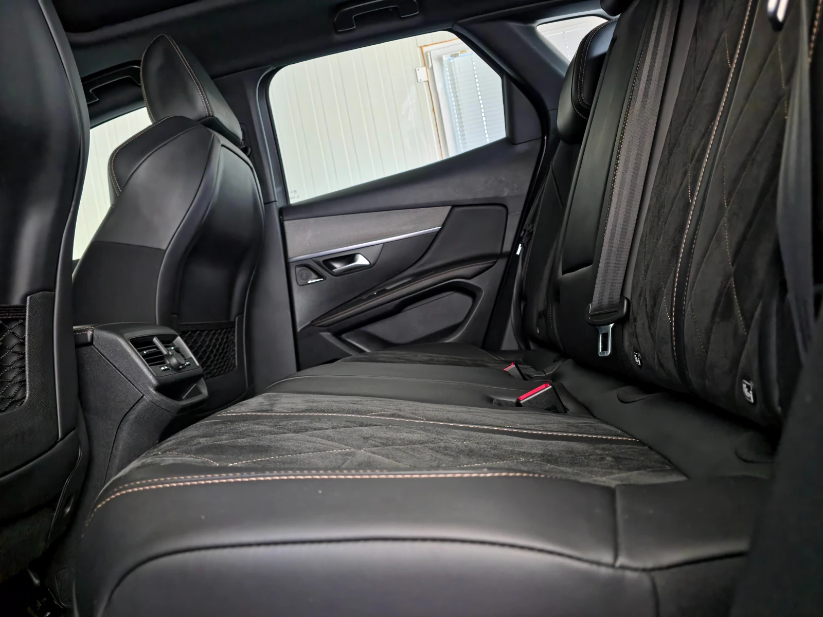 Peugeot 3008 2. 0 GT BLUEHDi 181 S&S EAT8 | Mobile.bg � ����������� 11
