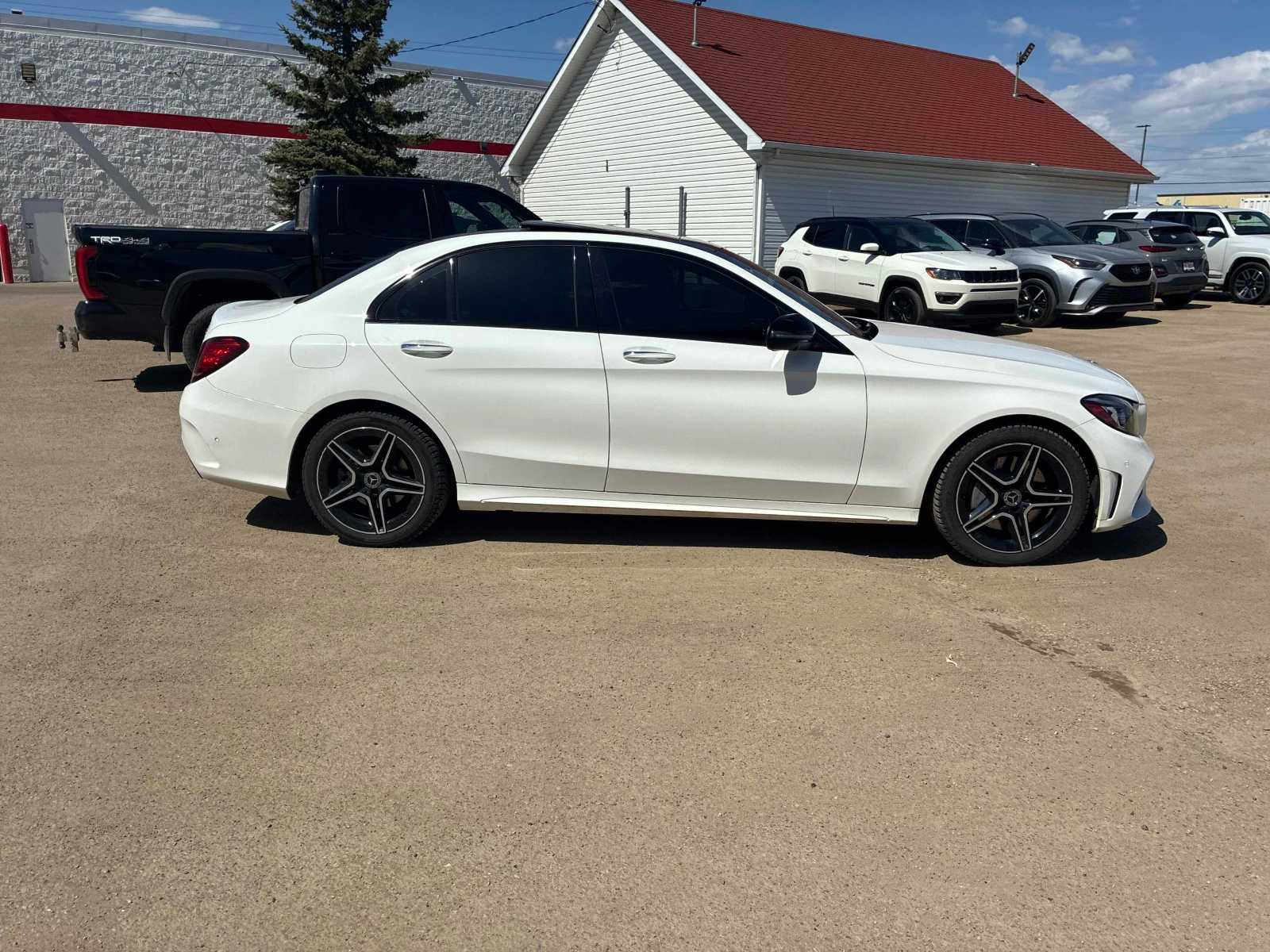 Mercedes-Benz C 300 /AMG-Pack/4MATIC/Burmester/Digital/, снимка 4 - Автомобили и джипове - 54541052