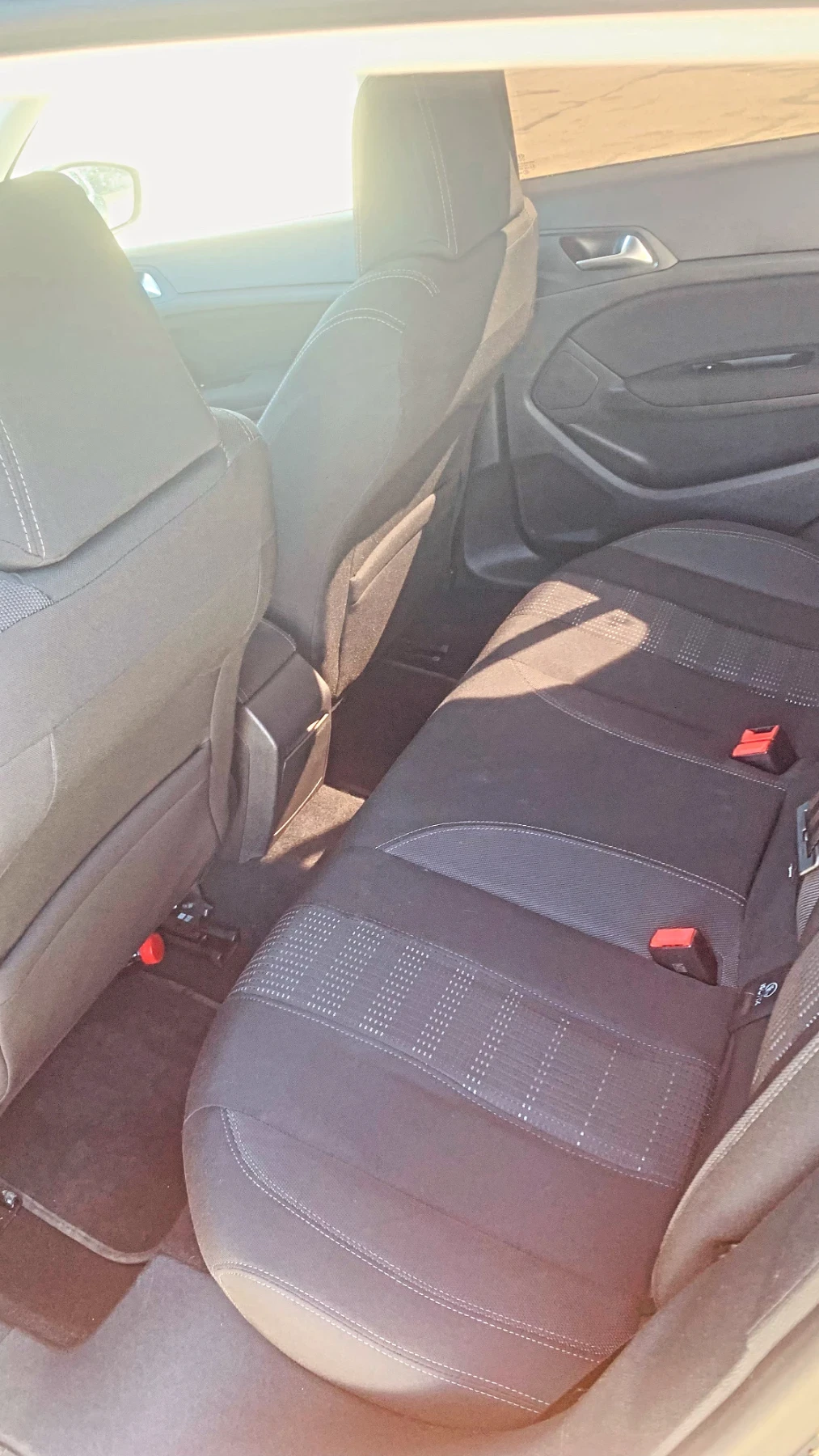 Peugeot 308 1.6HDI , снимка 11 - Автомобили и джипове - 54562116
