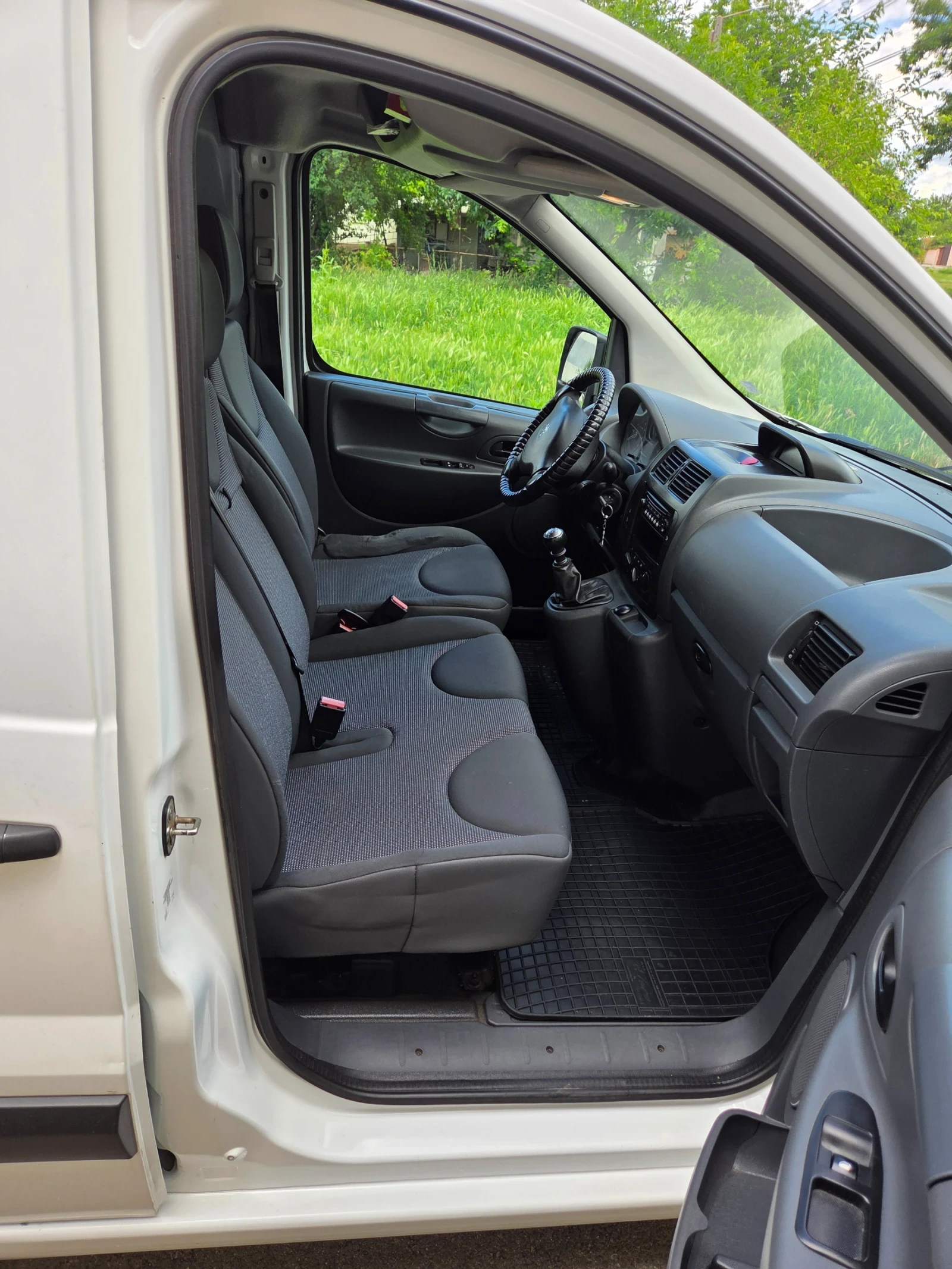 Peugeot Expert, снимка 7 - Автомобили и джипове - 55001840