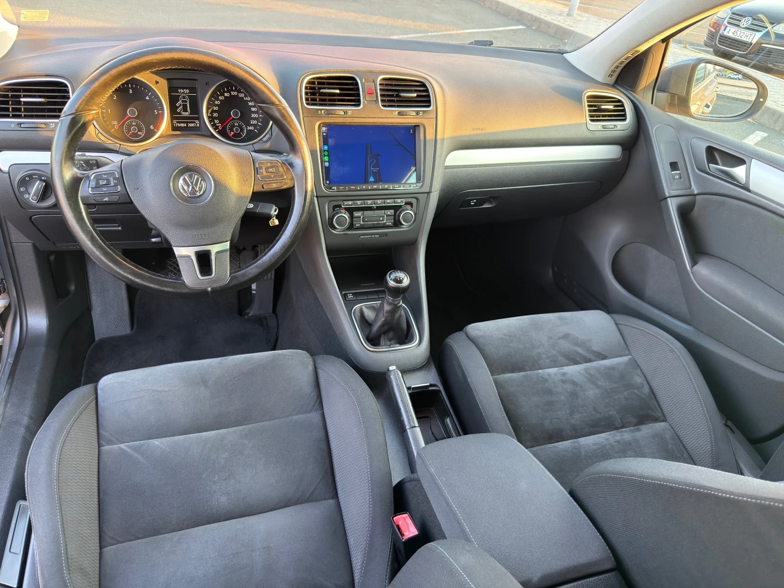 VW Golf 2.0 TDI   HIGHLINE , снимка 5 - Автомобили и джипове - 55335132