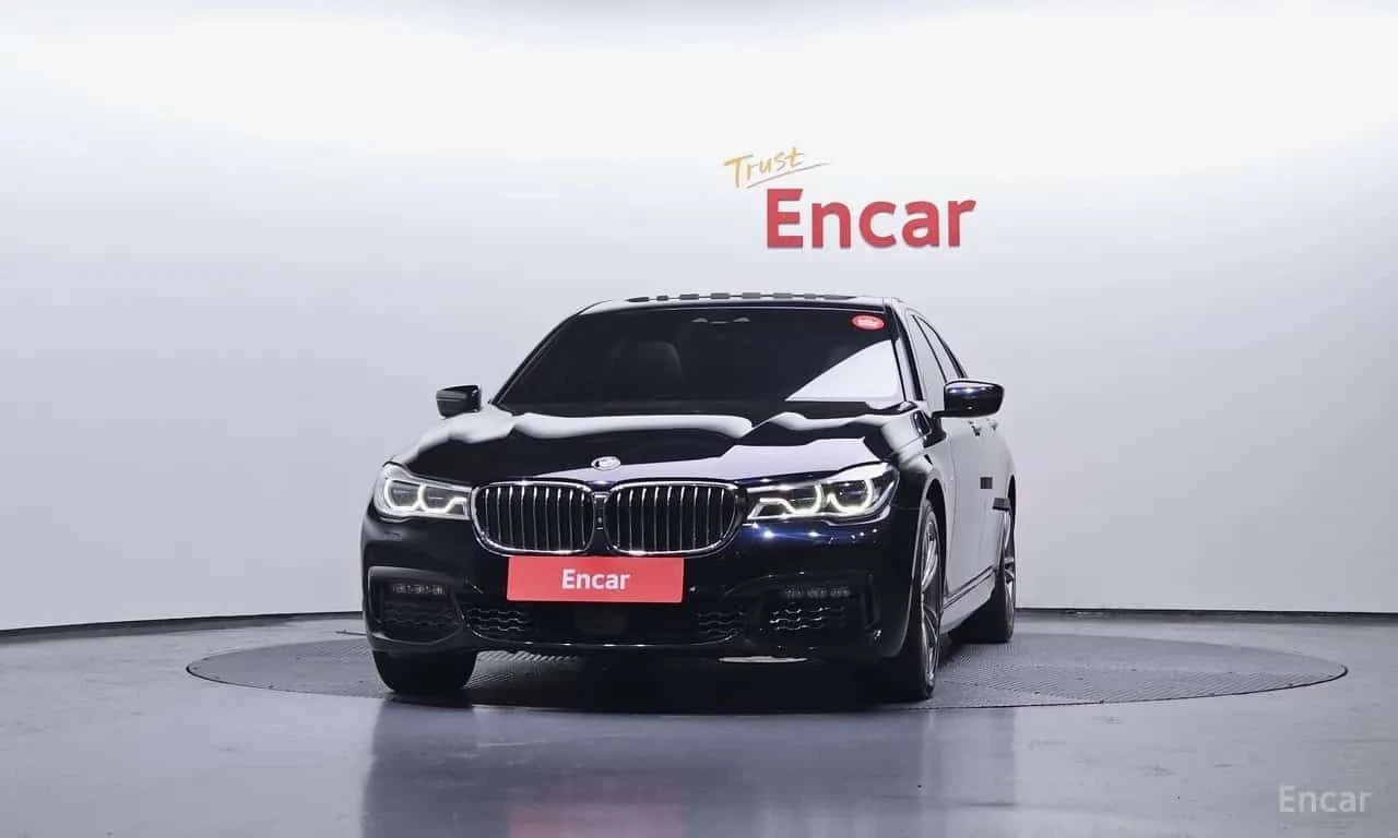 BMW 740 * 740d xDrive M Sport * CARFAX * ЦЕНА ДО БГ, снимка 3 - Автомобили и джипове - 55511049