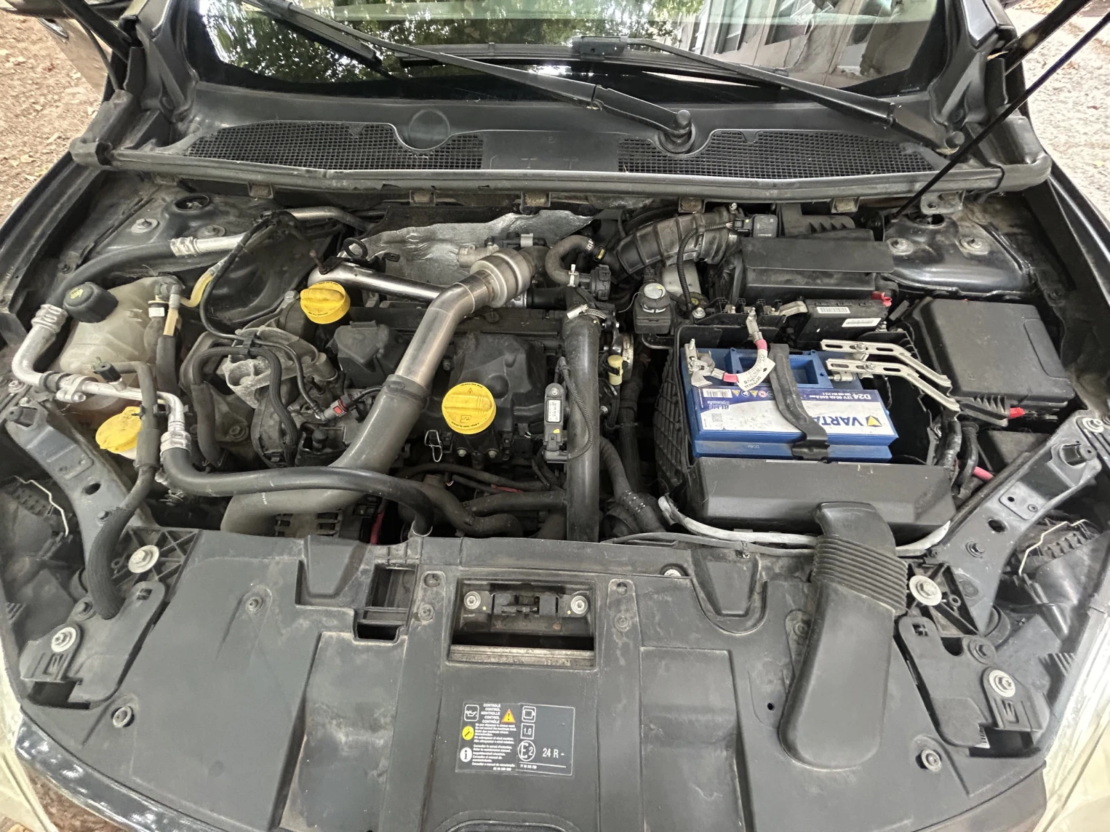 Renault Megane 1.5 dCi, снимка 6 - Автомобили и джипове - 55835925