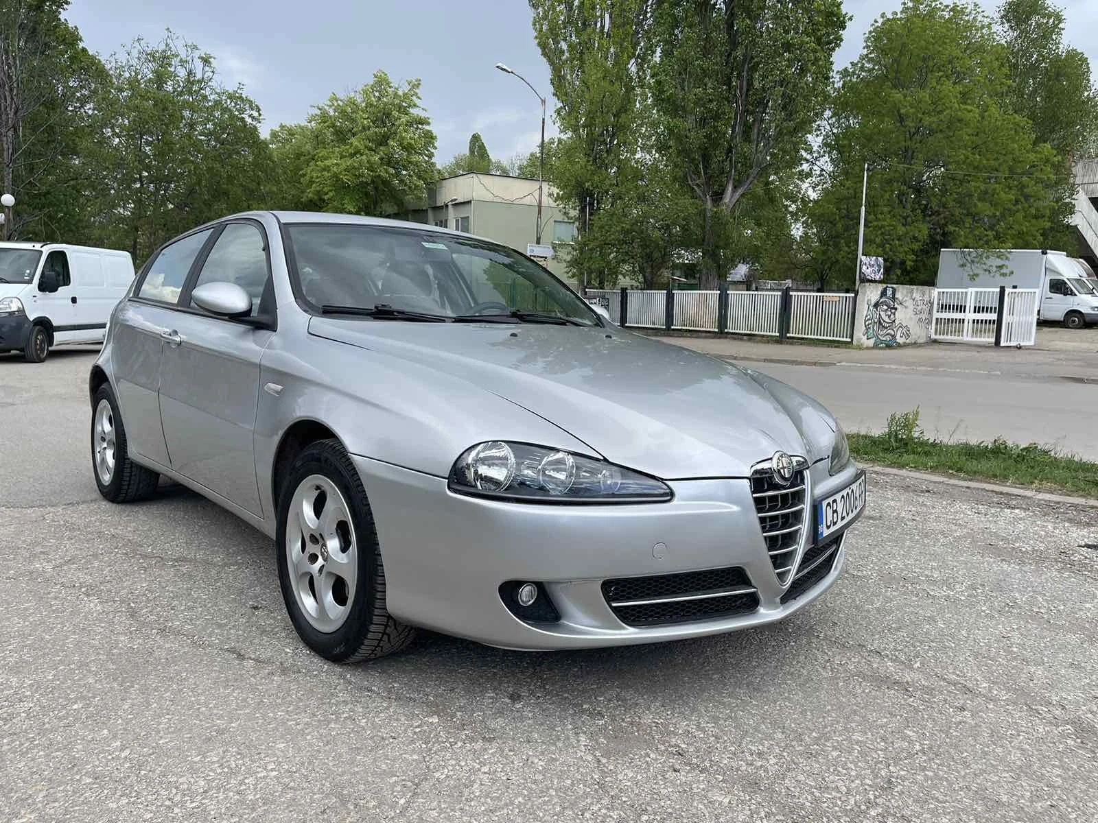 Alfa Romeo 147 Бензин\Газ, снимка 2 - Автомобили и джипове - 56706731