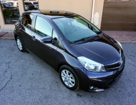 Toyota Yaris 1.3i LOUNGE PANORAMICO, снимка 2